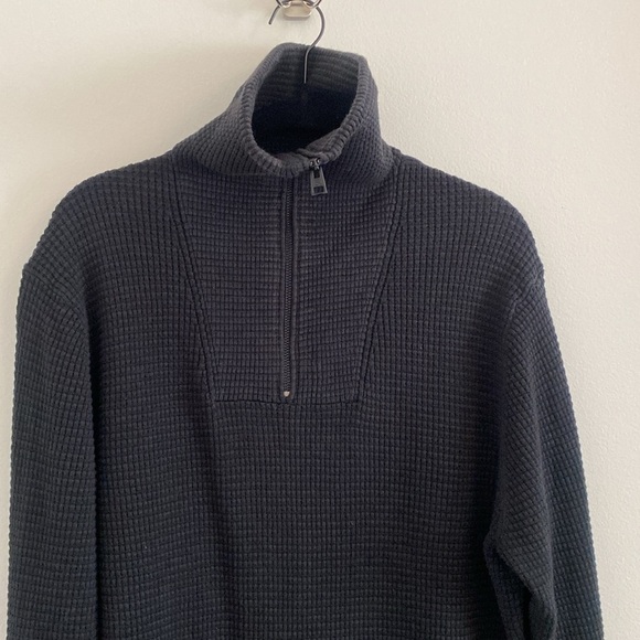 NWT Banana Republic Men's Cotton Waffle-Knit Half-Zip Sweater Black Size Large - Picture 7 of 11